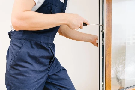 Commercial Glass Door Repair in Chicago, Illinois